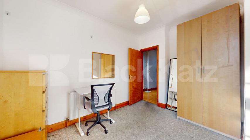 Modern and Central Apartment Heathfield Park, Willesden Green